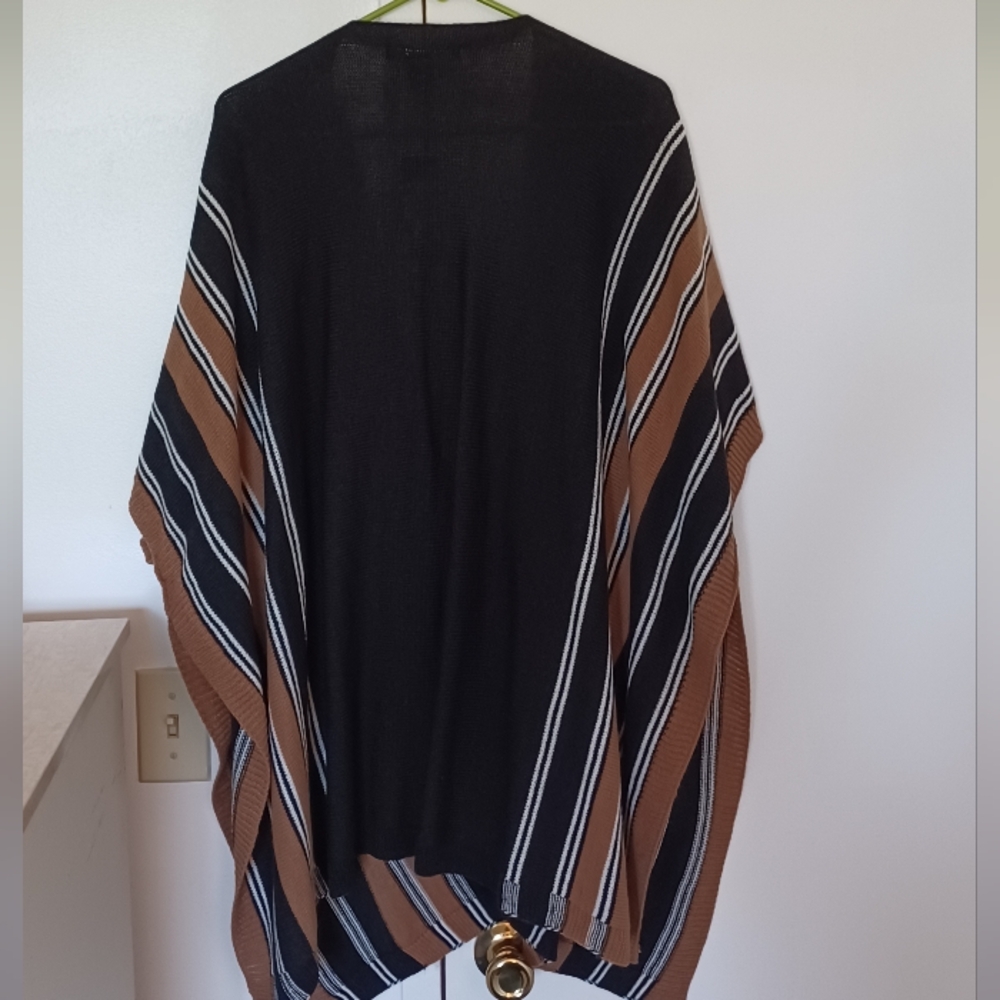 Cejon Black & Brown Striped Poncho OneSizeFitsAll NWT - Picture 2 of 6